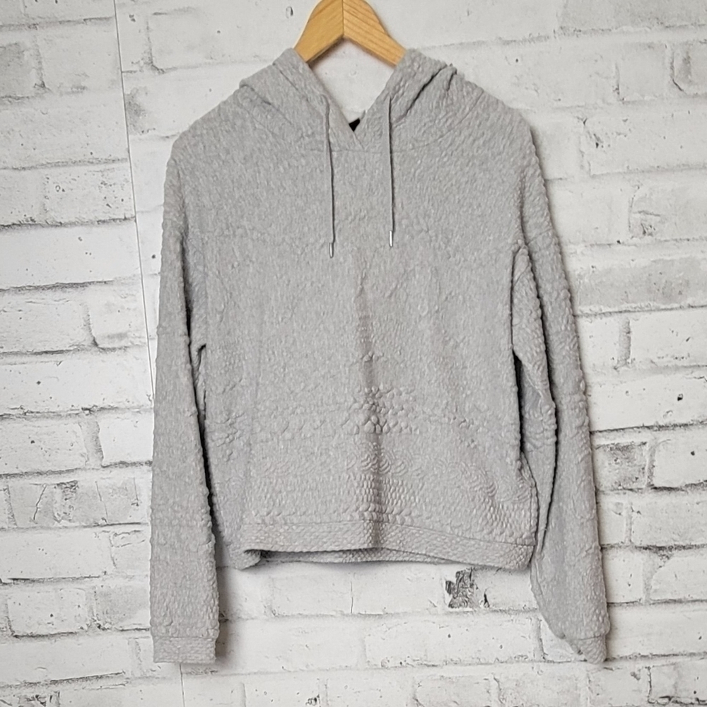H&M Textured Knit Hoodie Womens Medium Gray Cropped Pullover